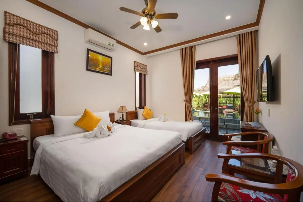 Triple Room with Terrace — Ony Retreat Villas